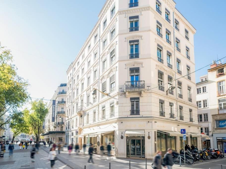 Spacious In The Heart Of Lyon Ail Bagian luar foto